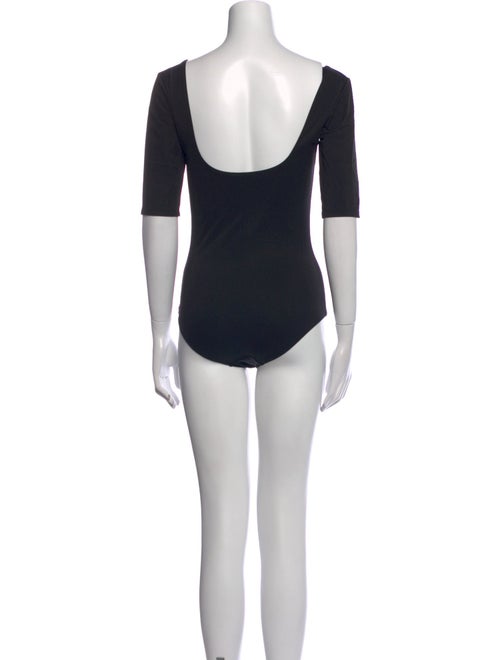 Ernest Leoty V-Neck Short Sleeve Bodysuit