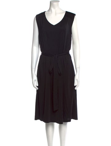 Emilia George Dresses V-Neck Knee-Length Dress L