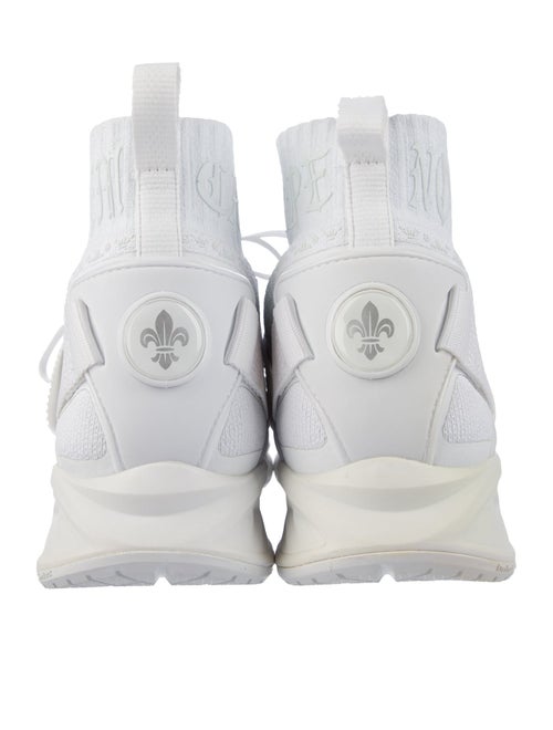 En Noir Athletic Sneakers