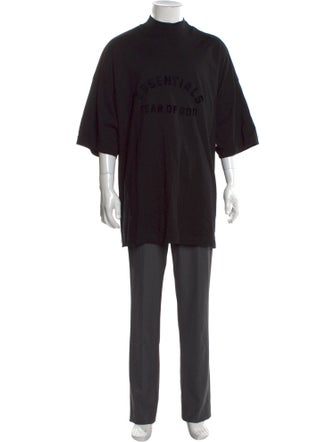 Essentials - Fear of God Graphic Print Mock Neck T-Shirt