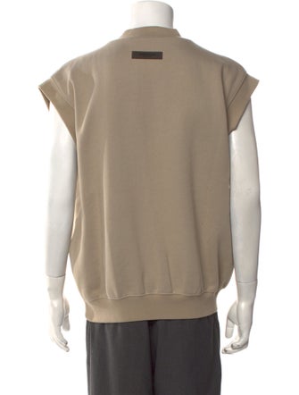 Essentials - Fear of God V-Neck Short Sleeve Sweatshirt