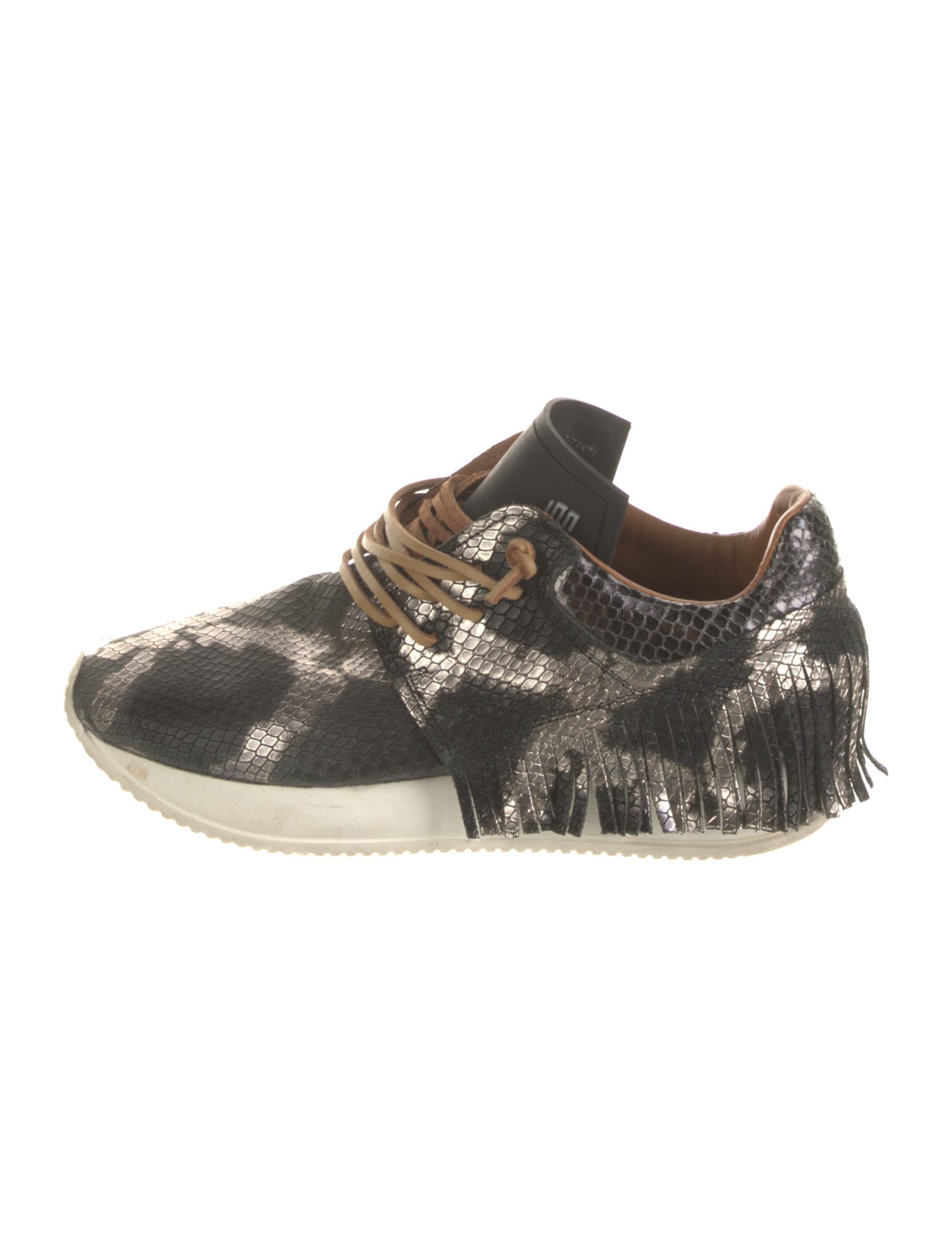 ESSEutESSE Embossed Leather Printed Sneakers