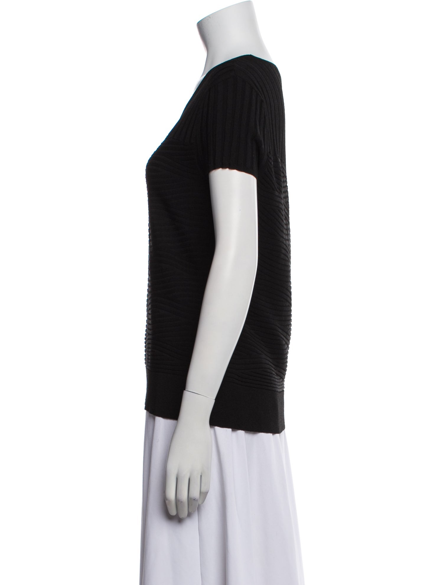 etcetera V-Neck Short Sleeve T-Shirt