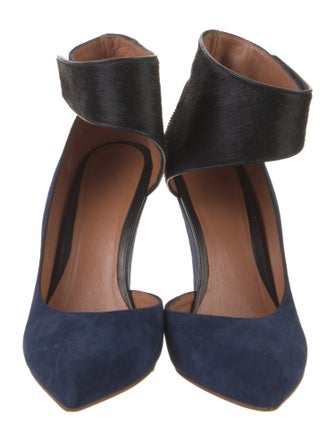 Eugène Riconneaus Suede D'Orsay Pumps