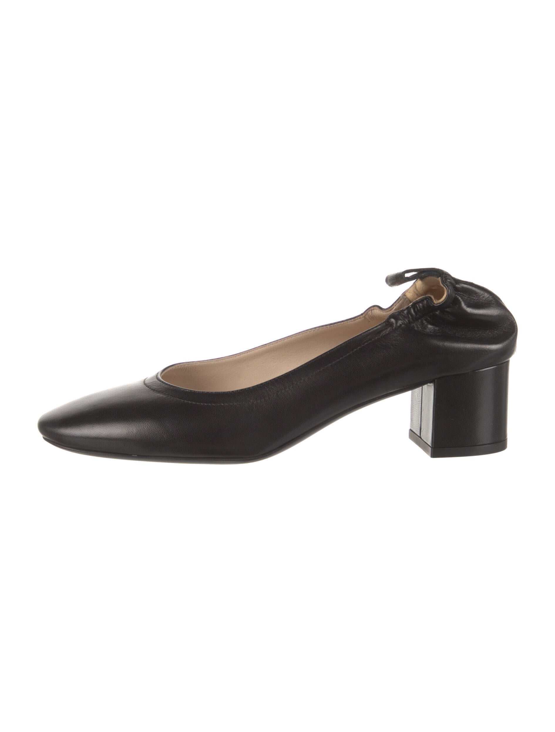 Everlane Leather Pumps