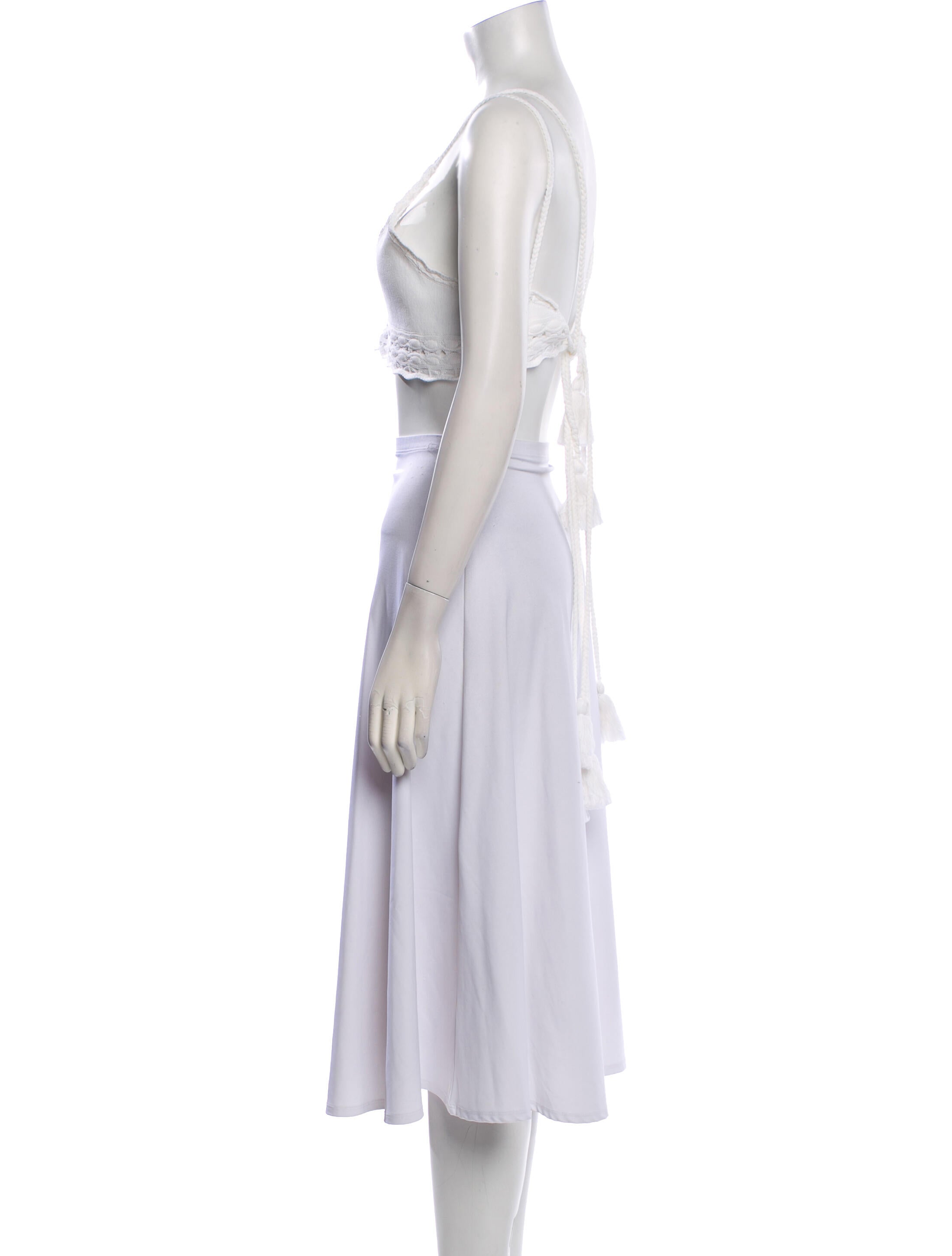 Alexis V-Neck Sleeveless Crop Top