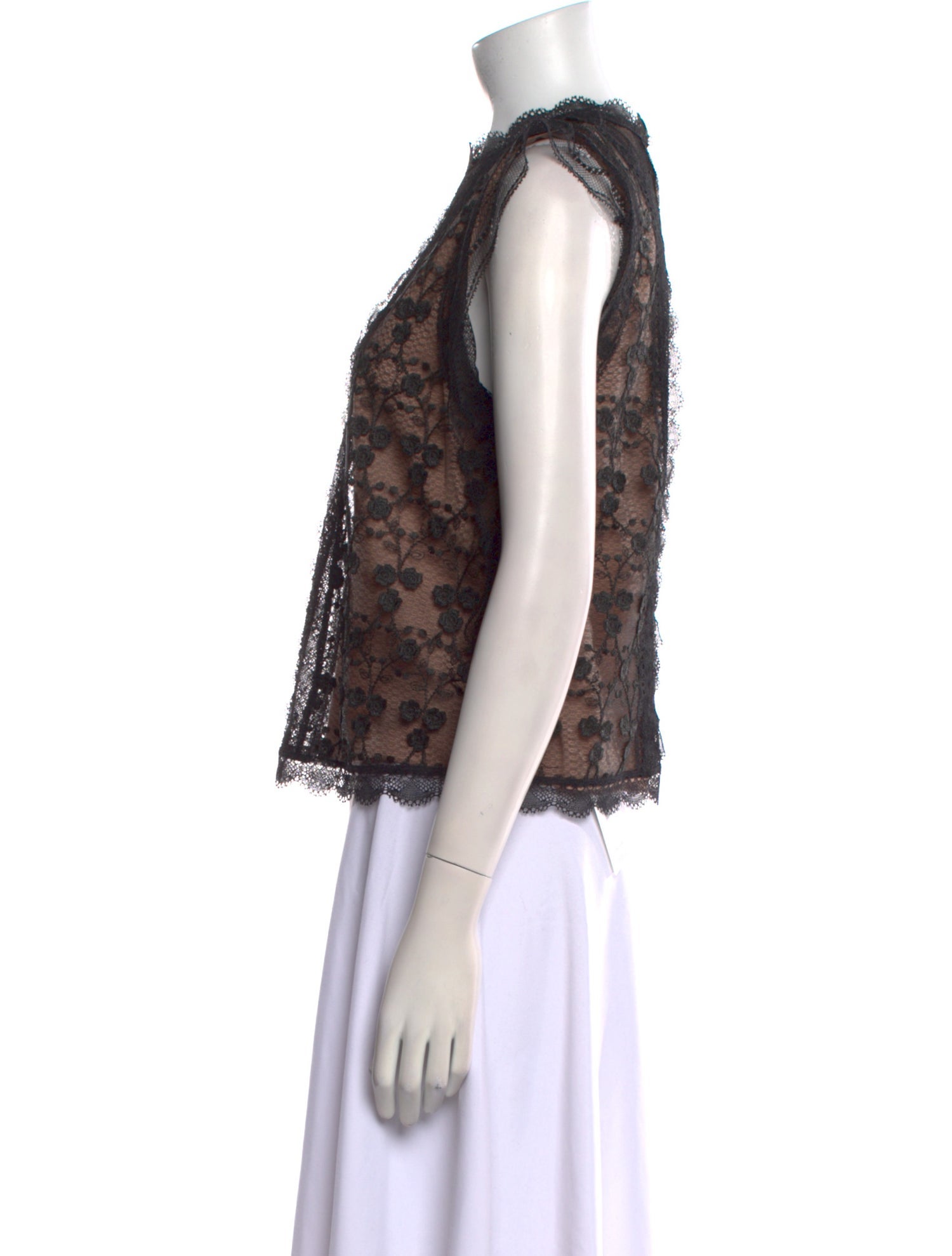 Alexis Lace Lace Pattern Blouse