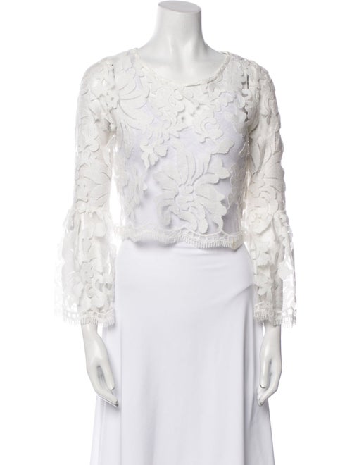 Alexis Scoop Neck Three-Quarter Sleeve Crop Top