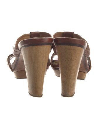 Frye Leather T-Strap Sandals