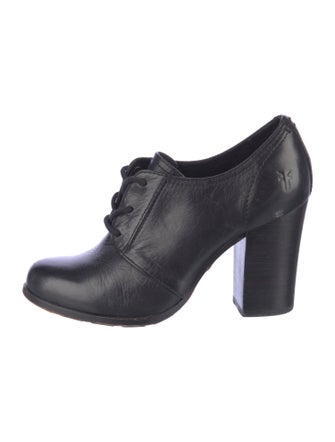 Frye Leather Pumps