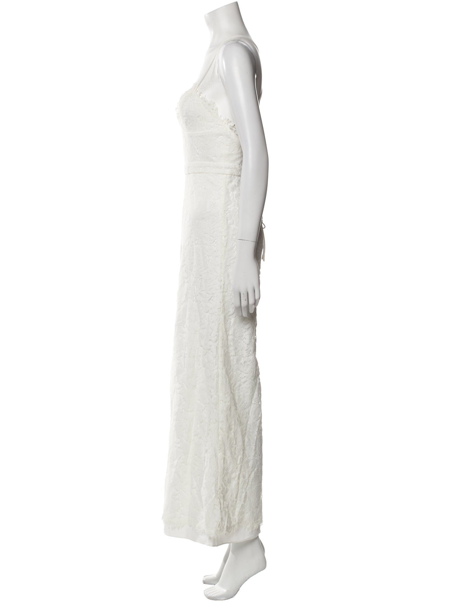 Fame & Partners Plunge Neckline Jumpsuit