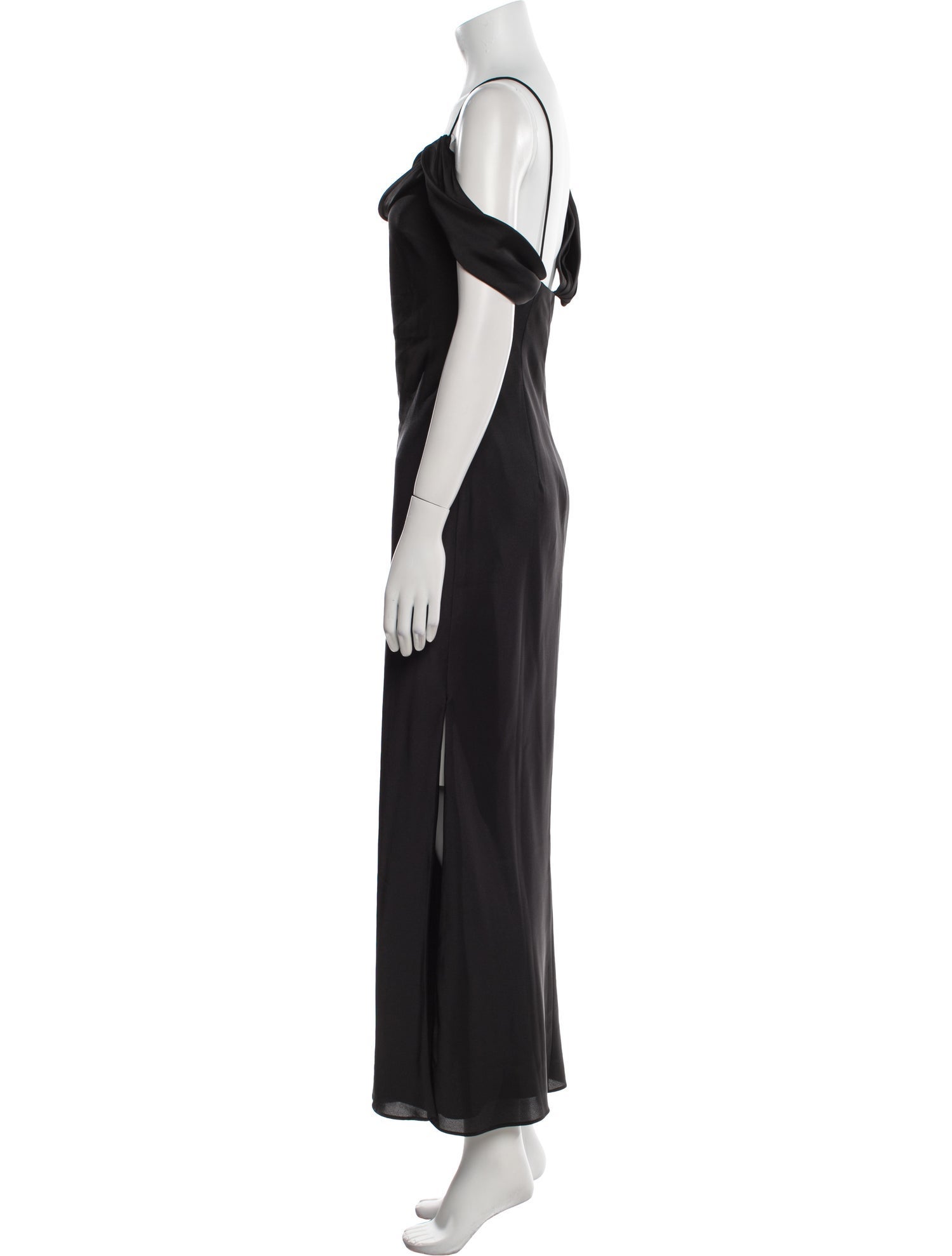 Fame & Partners Square Neckline Long Dress