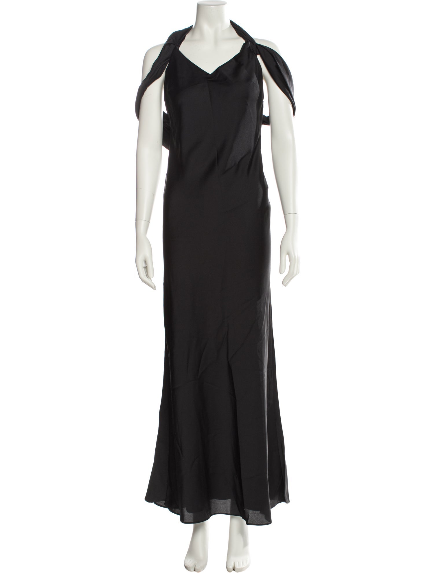 Fame & Partners V-Neck Long Dress