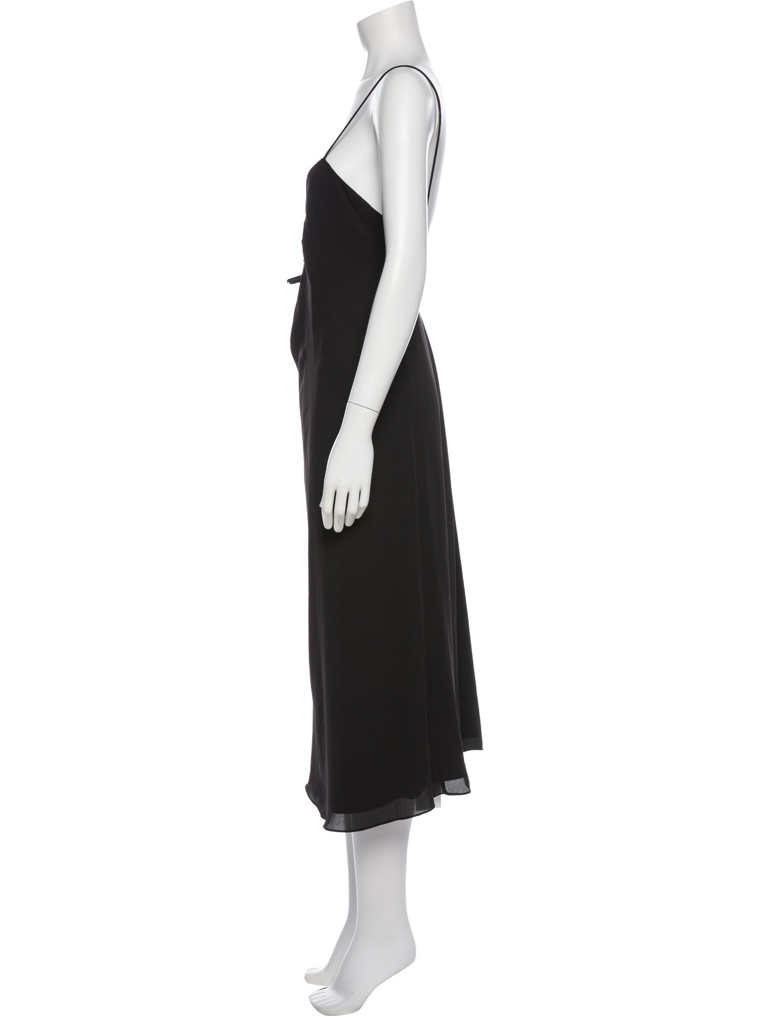 Fame & Partners V-Neck Midi Length Dress