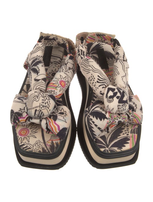 Farm Rio Printed Sandals