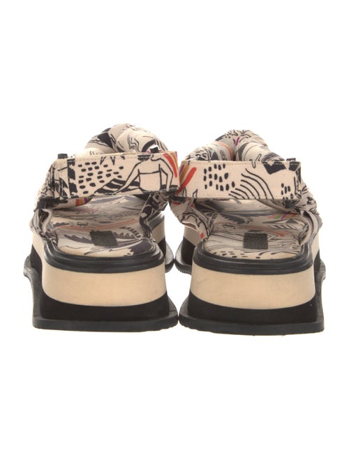 Farm Rio Printed Sandals