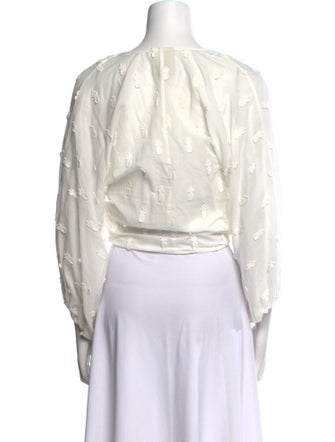 Farm Rio V-Neck Three-Quarter Sleeve Crop Top