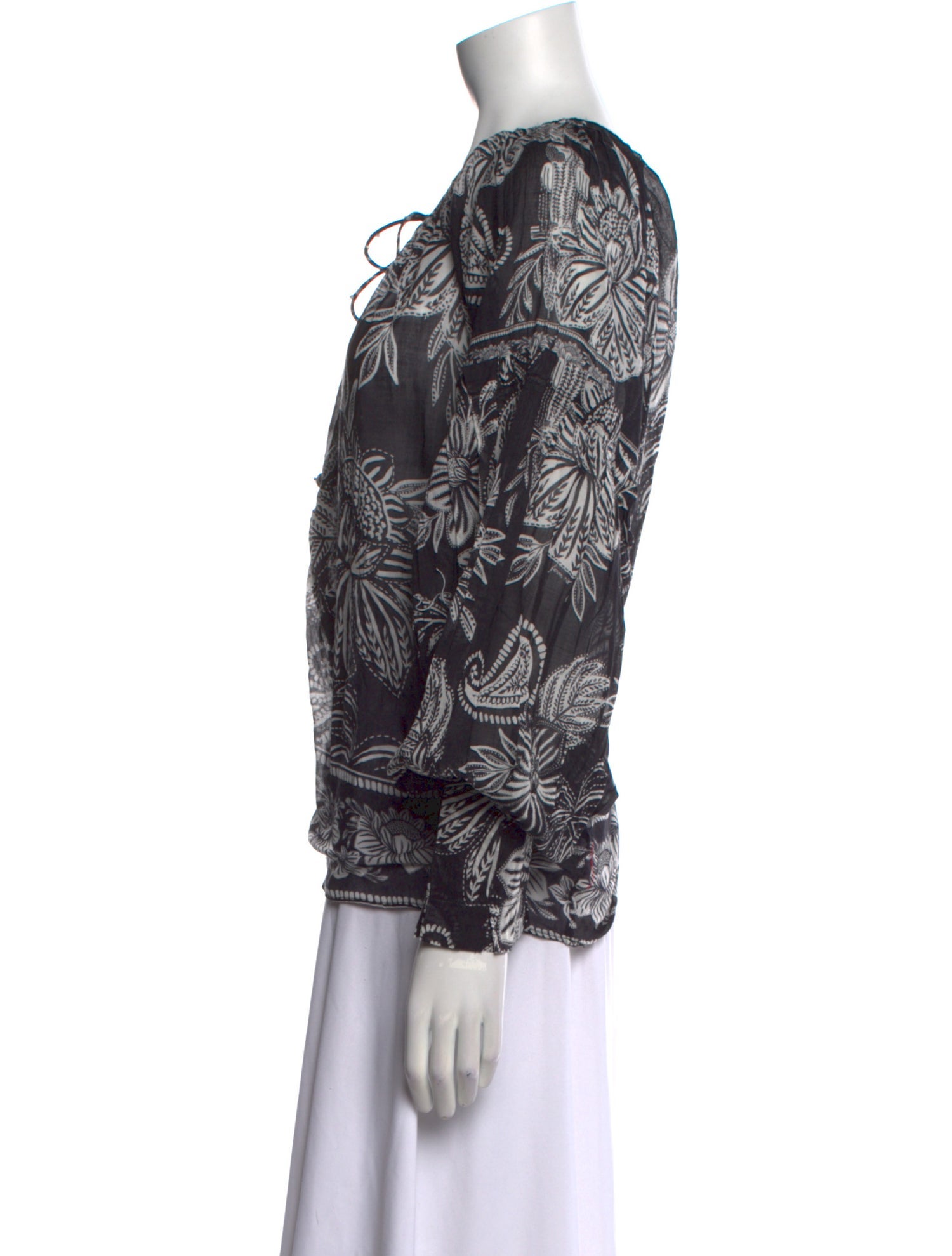 Farm Rio Printed Crew Neck Blouse w/ Tags