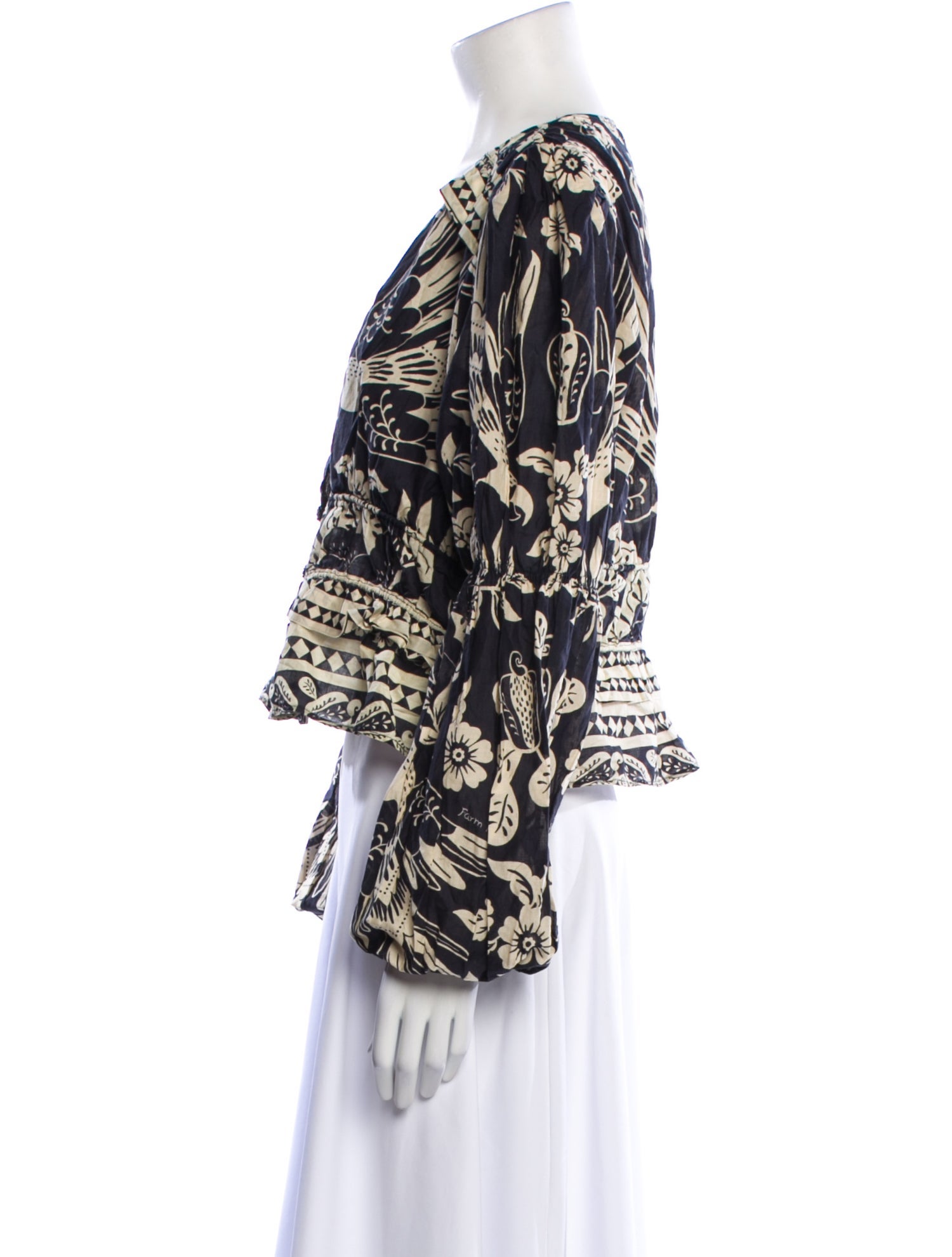 Farm Rio Printed V-Neck Crop Top w/ Tags