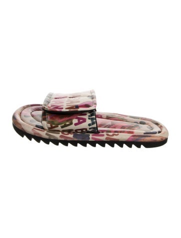 Pre-owned Farm Rio Graphic Print Slides In Neutrals