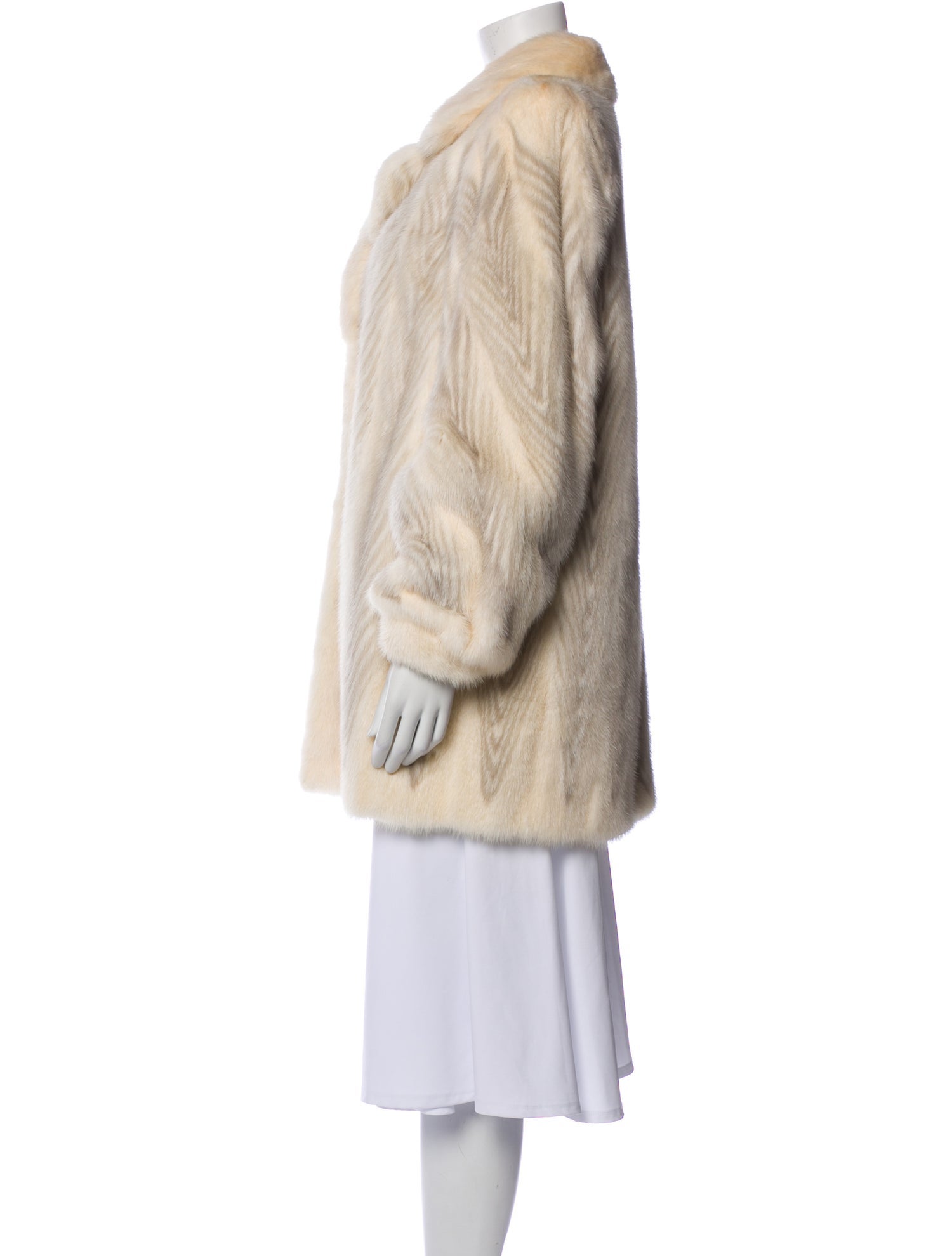 FASHION FURS INC. Vintage Fur Coat