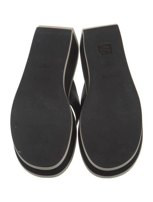 FRAME Leather Slides