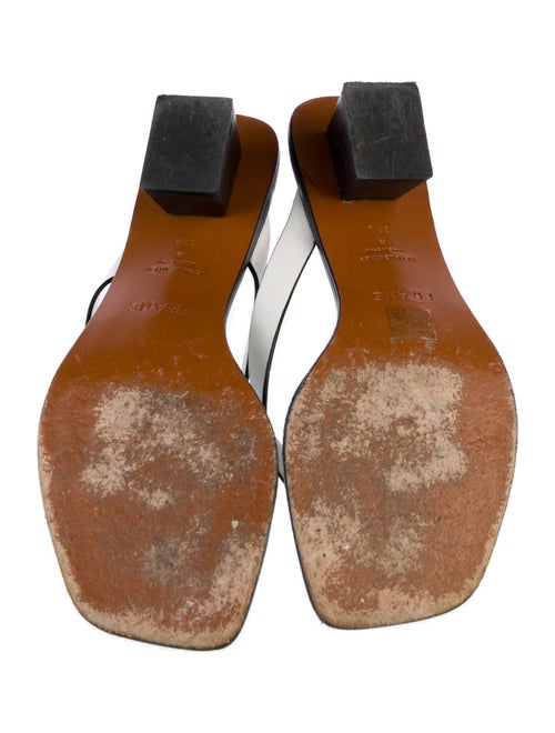 FRAME Leather Flip Flops