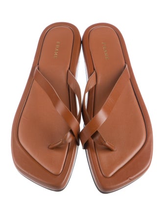 FRAME Leather Flip Flops
