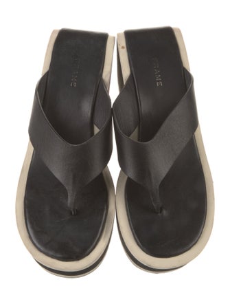 FRAME Leather Printed T-Strap Sandals