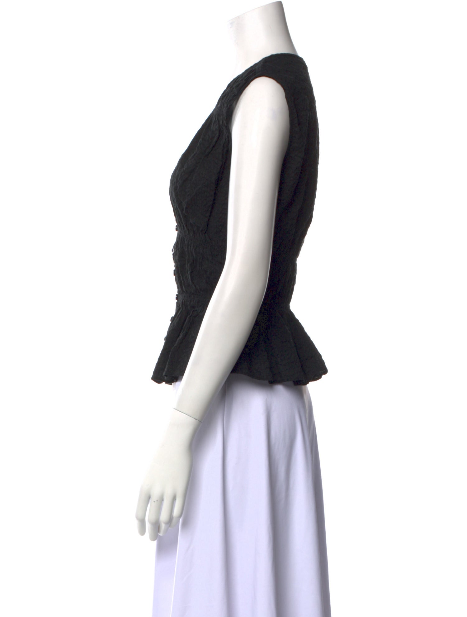 FRAME V-Neck Sleeveless Crop Top