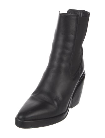 FRAME Leather Chelsea Boots