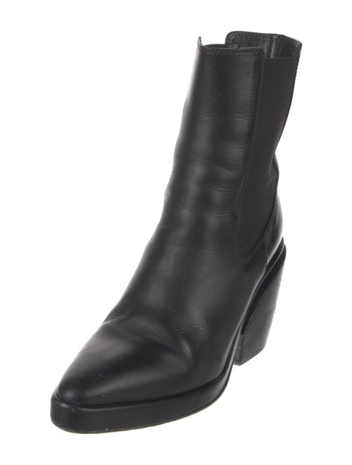 FRAME Leather Chelsea Boots