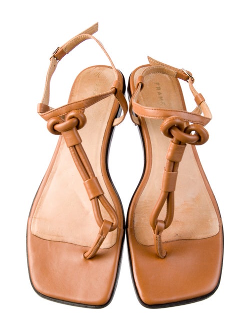 FRAME Leather T-Strap Sandals