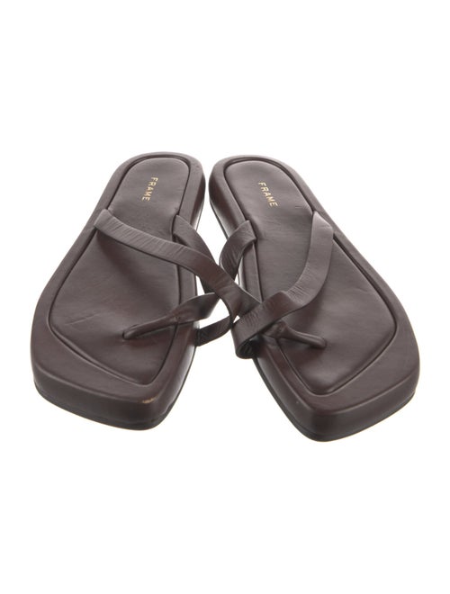 FRAME Leather Flip Flops