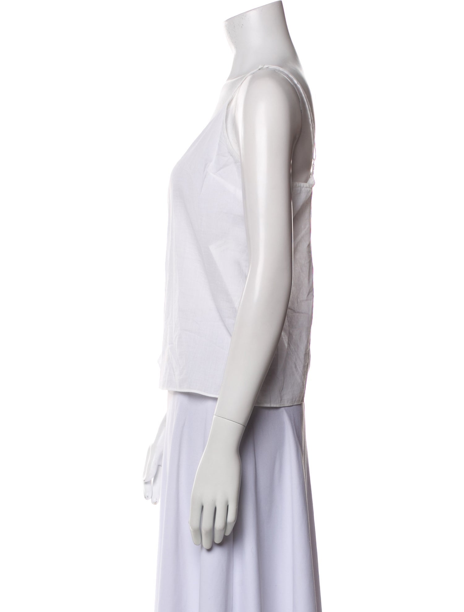 FRAME V-Neck Sleeveless Top