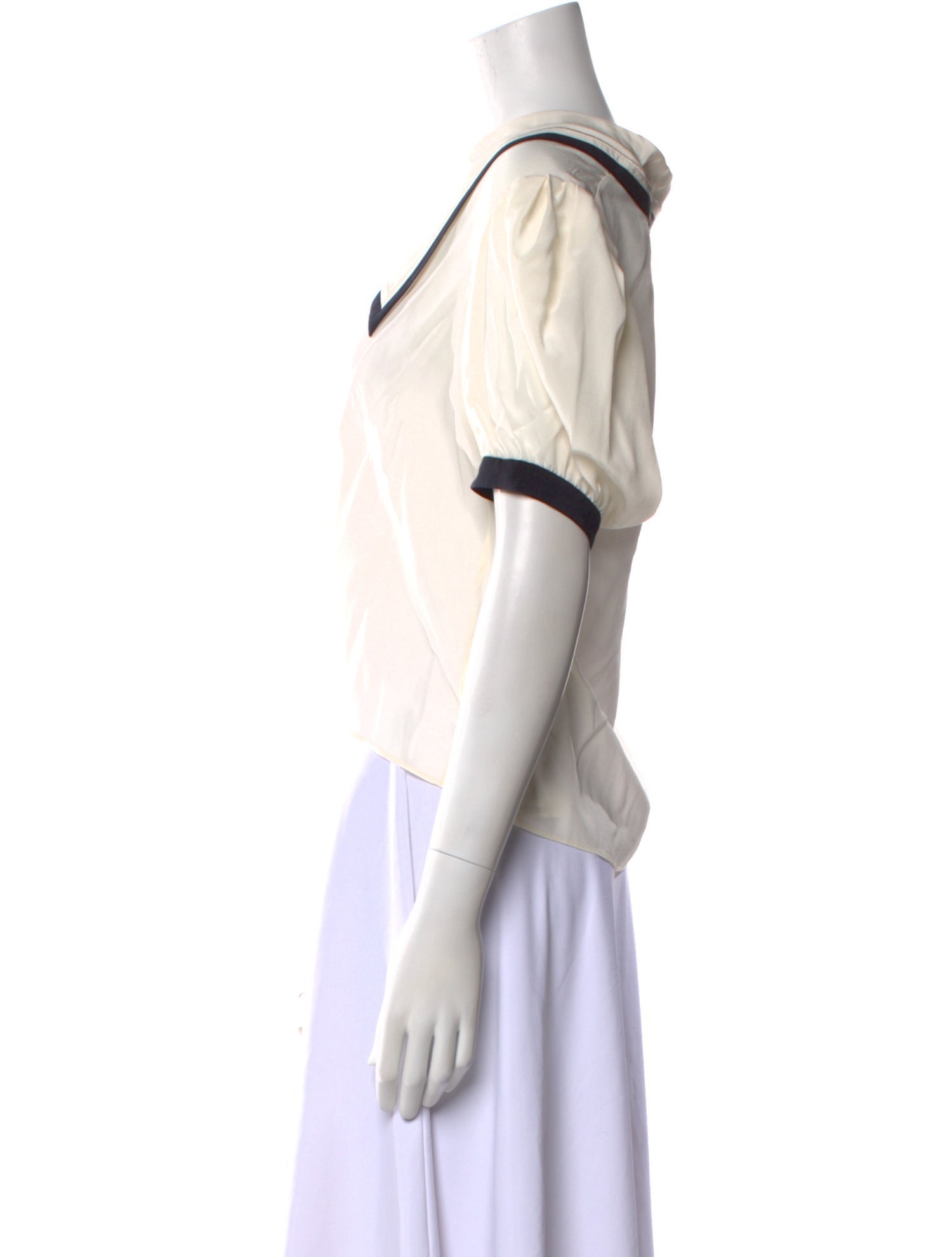 FRAME Silk V-Neck Crop Top