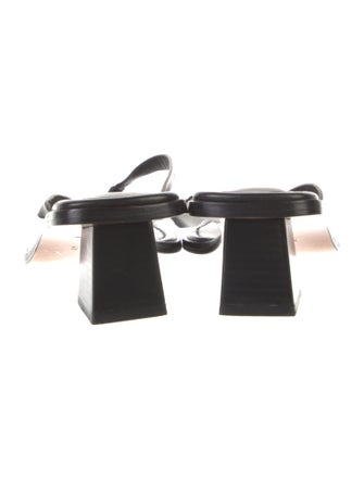 FRAME Leather Slides