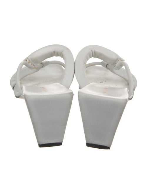 FRAME Leather Slides