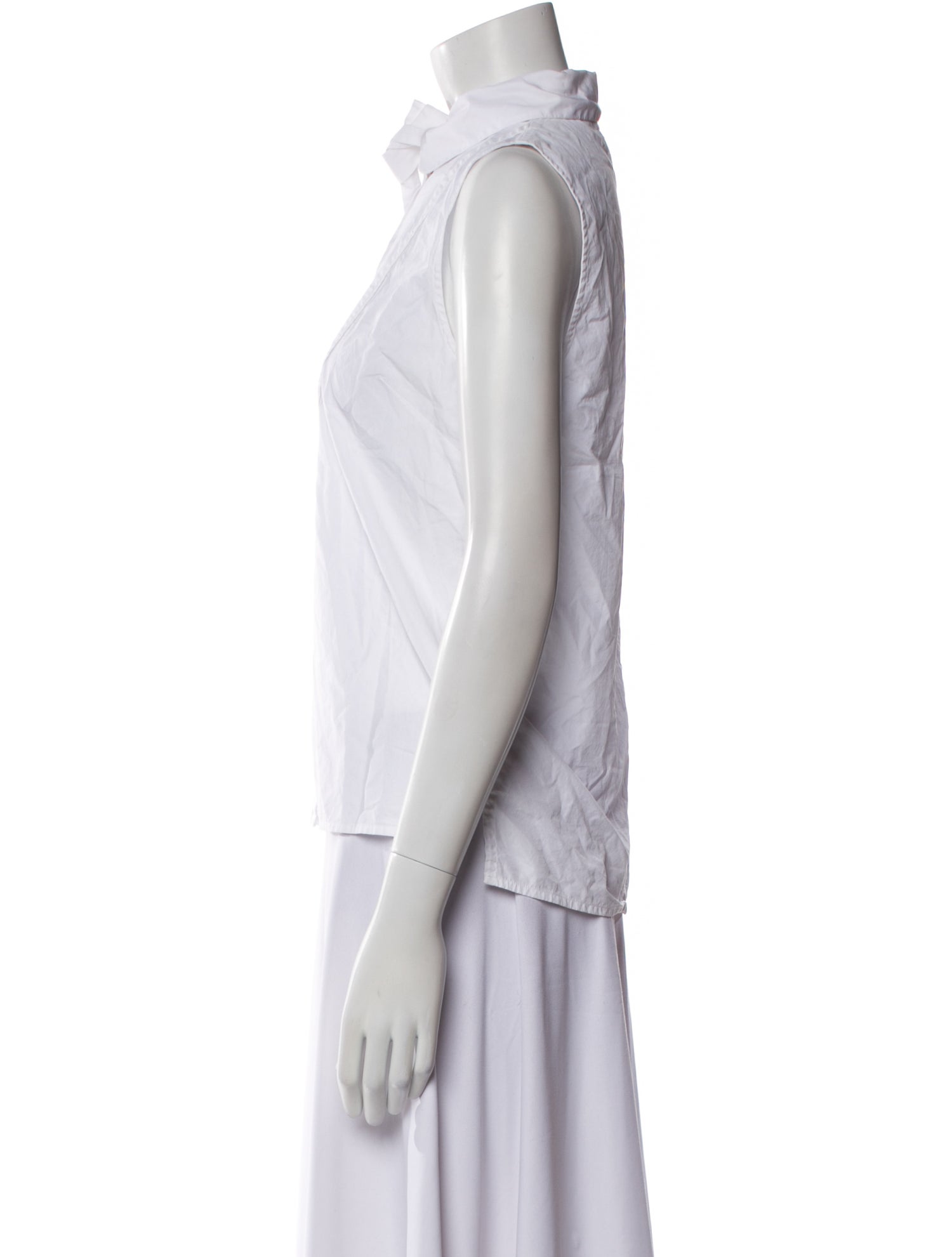 FRAME Mock Neck Sleeveless Button-Up Top