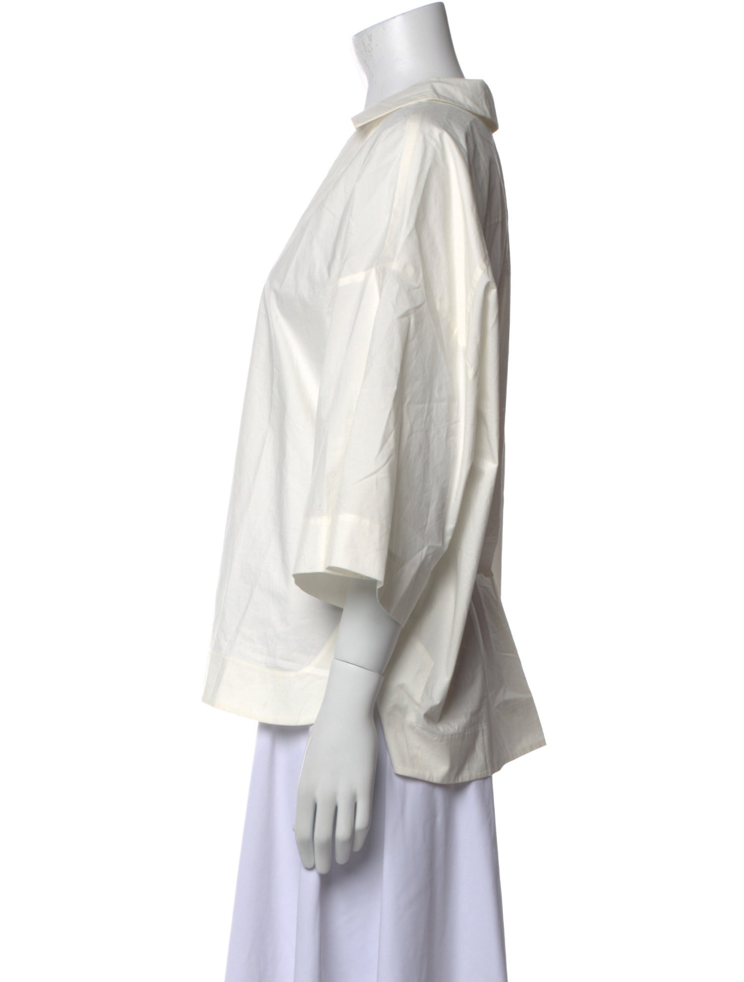 FRAME V-Neck Three-Quarter Sleeve Blouse