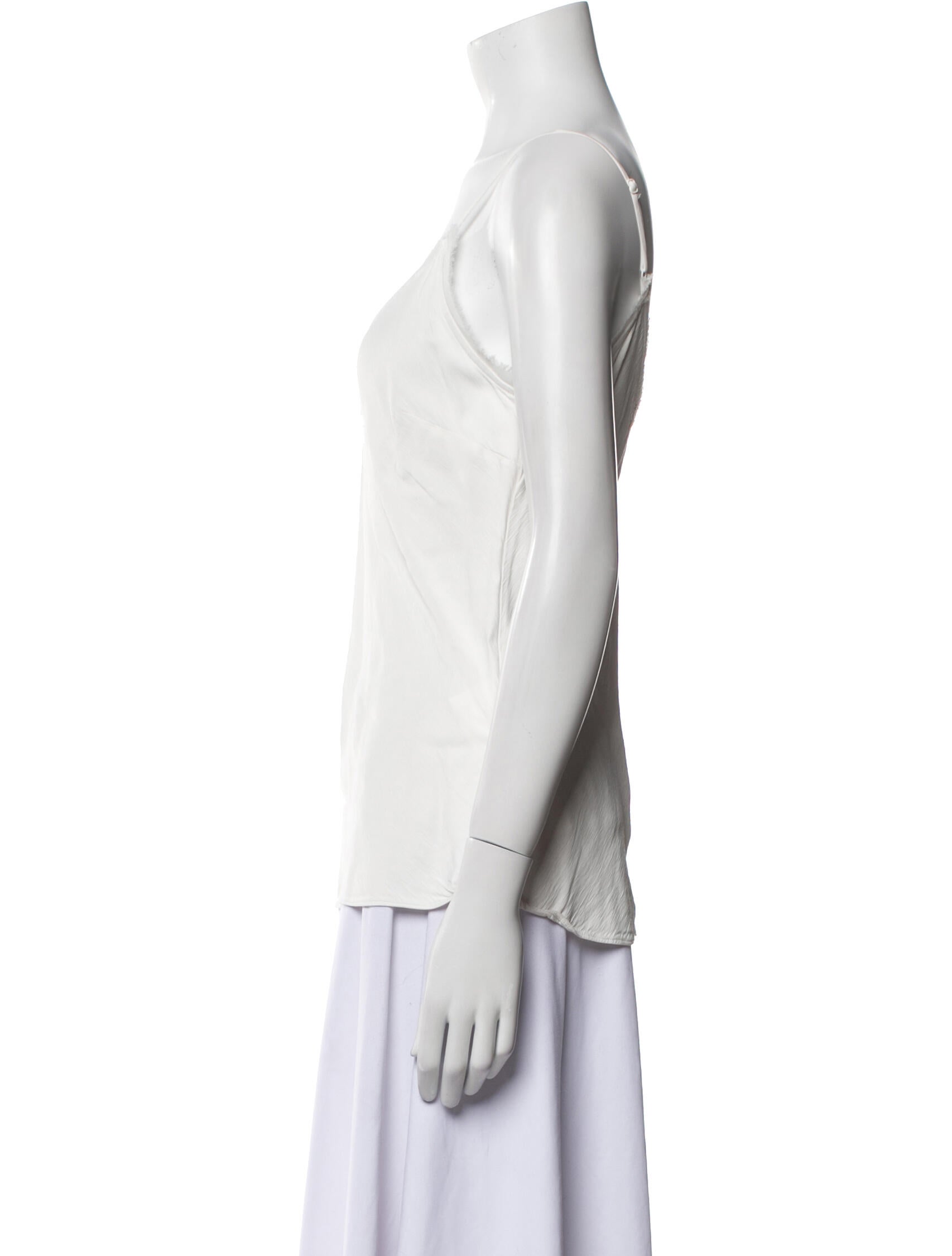 FRAME V-Neck Sleeveless Top