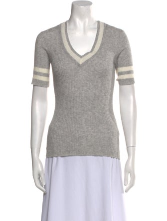 FRAME V-Neck Short Sleeve T-Shirt