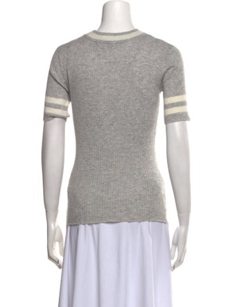 FRAME V-Neck Short Sleeve T-Shirt