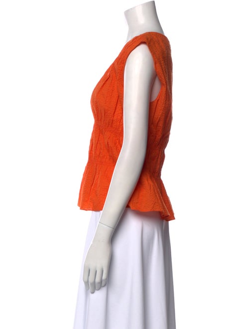 FRAME V-Neck Sleeveless Crop Top