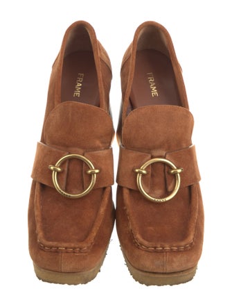 FRAME Suede Pumps