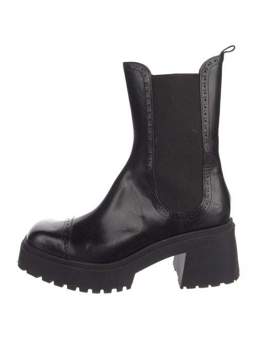 FRAME Patent Leather Chelsea Boots
