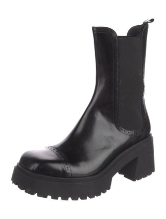 FRAME Patent Leather Chelsea Boots