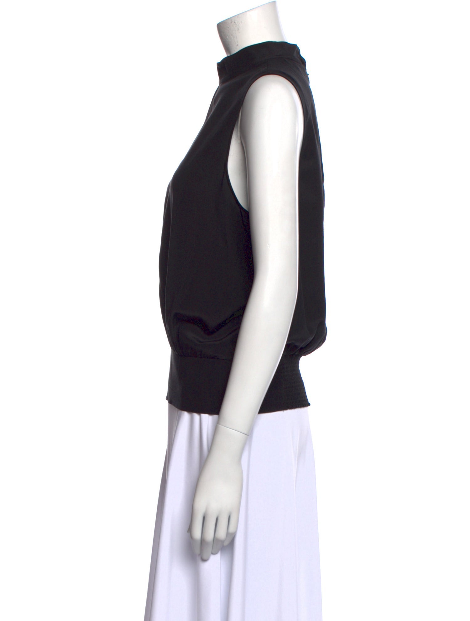 FRAME Silk V-Neck Top