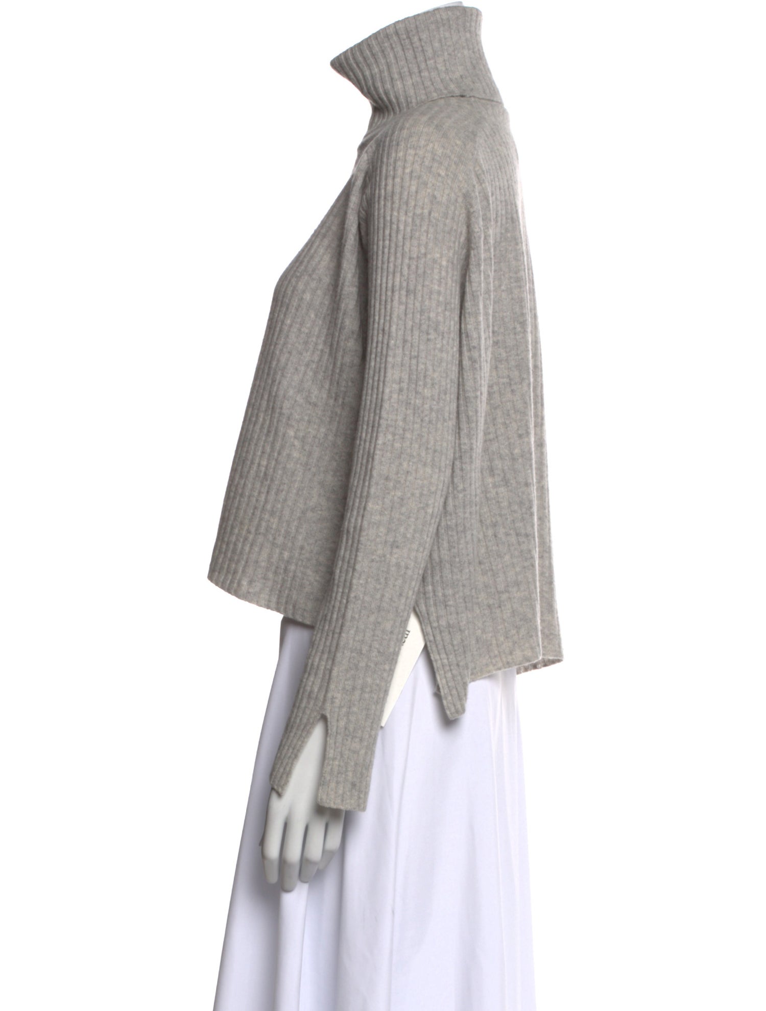 FRAME Cashmere Turtleneck Sweater