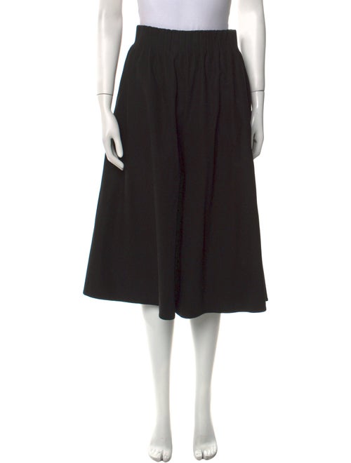 FFORME Knee-Length Shorts